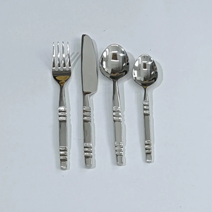 Ensemble de couverts vintage en acier inoxydable avec manche en résine rouge, résistant au lave-vaisselle, pour mariage, comprenant cuillère, couteau et fourchette - Product Image 4
