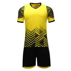 Tenue de football complète de haute qualité, design personnalisé, fabrication originale, pour hommes, clubs populaires, maillot de foot. - Product Image 1