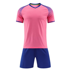 Tenue de football à prix raisonnable, personnalisez votre propre logo, vêtements de sport, uniforme de football par sublimation pour hommes - Product Image 4