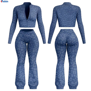 Conjunto Deportivo Personalizado con Logotipo para Mujer, Estampado de Leopardo, Chaqueta con Cierre Completo, Pantalones Acampanados, Dos Piezas, Ropa Casual de Otoño, Spandex y Poliéster - Product Image 3