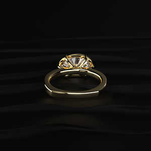 Anillo de Moissanita Ovalada de 3.35ct Hecho a Mano con Diseño East West, Tallo Europeo, Ajuste Cómodo, Oro Blanco y Platino, Fabricante de Diamantes de Moissanita - Product Image 2