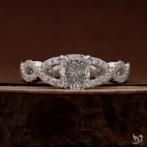 แหวนเพชรทรงยาว 1 กะรัต ดีไซน์ไขว้ประดับเพชรแบบพาเว่ รับรองโดย IGI ตัวเรือนทองคำขาว 10K - Product Image 1