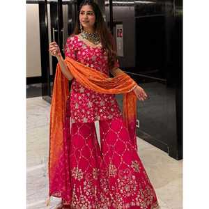 Ensemble haut-bas et dupatta pour femmes de marque avec broderie et travail de séquence - Product Image 5