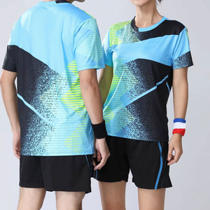 Ropa Deportiva Sublimada Personalizada al por Mayor: Uniformes de Bádminton y Tenis Transpirables de Secado Rápido para Hombre y Mujer - Product Image 1