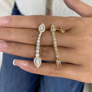 ต่างหูเพชรทรงหยดน้ำและทรงกลม ประดับเพชรแบบเฮโล ทองคำขาว 14K ต่างหูเจ้าสาวงานแต่งงานสุดหรู ต่างหูดีไซน์โดดเด่นสำหรับเธอ - Product Image 2