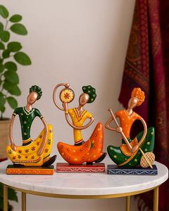 Ensemble de 3 figurines de musiciens du Rajasthan, décorations colorées pour la maison, cadeau culturel - Product Image 1