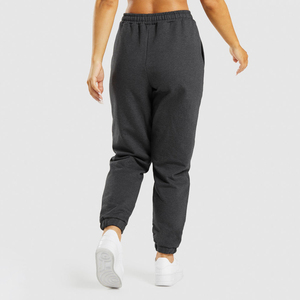 Pantalon de survêtement d'hiver personnalisé pour femme, en molleton épais, taille haute, avec bande latérale et logo gaufré, fermeture à cordon de serrage - Product Image 3