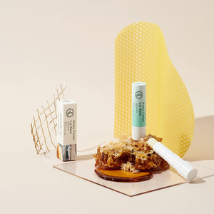 [Baekyang] Bálsamo Labial de Cactus y Miel Conisha, 0% Irritación, Textura Suave y Capa Hidratante de Alto Brillo, K-Beauty - Product Image 2
