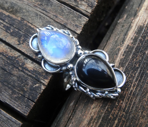 <b>Moonstone</b> & Black Onyx <b>Ring</b> 925 Sterling Silver Elegant Unique Women's party wear <b>Ring</b> - Product Image 2