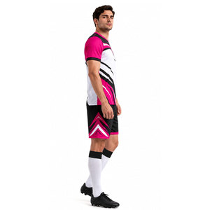 Uniformes de Fútbol Personalizados al por Mayor, Sublimados, Clásicos, Vintage, Conjuntos de Camisetas de Manga Larga y Pantalones Cortos - Product Image 4