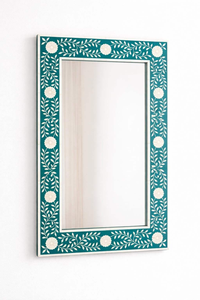 Miroir mural moderne fait main avec incrustations en os, design durable et écologique, finition décorative haut de gamme - Product Image 4