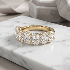 แหวนครึ่งวงกลมทรงรี 5.25CTW ประดับเพชรแบบ Prong Set - Product Image 1