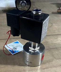 Válvula Solenoide Neumática de Vapor de Alta Temperatura ZCS1-3B-4 AC230V PN40 195 ° Electromagnético Industrial C - Product Image 3