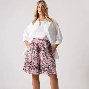 Conjunto de Camiseta y Pantalones Cortos Holgados Personalizados para Mujer, Moda Nueva, Primavera, Verano, Otoño, 100% Algodón, Transpirable, Color Sólido - Product Image 1