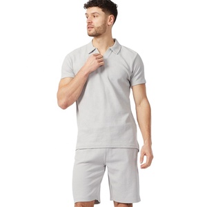 Vêtements décontractés Ensemble t-shirt et short d'été pour hommes Design personnalisé Ensemble 2 pièces en mélange de coton doux avec couleurs et impressions personnalisées - Product Image 2