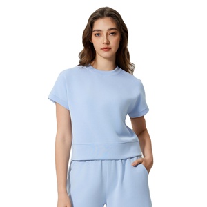 Ventes en gros B2B de hauts à col rond pour femmes, options unies et imprimées, hauts à col rond respirants pour femmes, vente en gros de t-shirts personnalisables - Product Image 6
