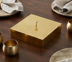 Boîte à épices carrée élégante en or avec 8 compartiments et cuillère, support de rangement de luxe pour épices, pour la table de cuisine - Product Image 5