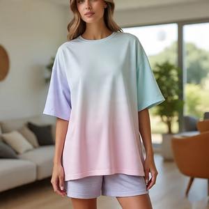 Ensemble deux pièces pour femmes, style tendance, t-shirt oversize à col rond et short à taille élastique, épaules tombantes, manches courtes, 100% coton, été - Product Image 4
