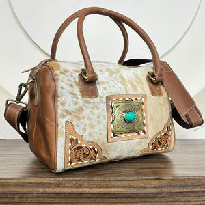 Nouveau sac de voyage en cuir de vachette à poils occidentaux, mini sac de voyage en cuir véritable fait à la main, sac de voyage à bandoulière pour unisexe - Product Image 5