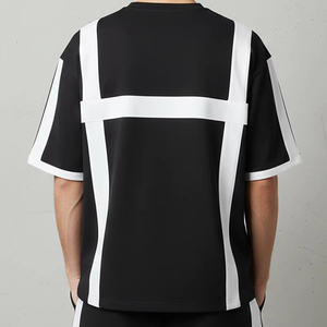 Ensemble décontracté 2 pièces Glamour Plus pour homme : T-shirt color block et short à cordon, tenue d'été respirante en polyester tricoté - Product Image 4