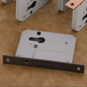 Cerradura de Seguridad Industrial de 60 mm para Armarios y Guardarropas de Alta Seguridad, Fabricada en Gujarat, Herrajes de Muebles de Primera Calidad - Product Image 2