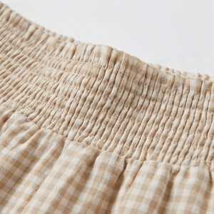 Jupe courte à carreaux pour femme, taille élastique, style A, avec volants, style doux - Product Image 4