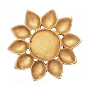 Aluminium <b>Flower</b> Design <b>Candle</b> Holder With Brass Plated Living Room Decor Showcase Tabletop Anniversary Wedding Gift for Women - Product Image 2