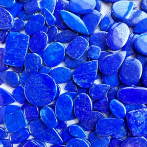 Cabujones de Piedra Lapislázuli Natural Genuina |   Azul Real Pulido a Mano |   Formas Mixtas de 25-30 mm |   100g de Suministros para la Fabricación de Joyas - Product Image 4