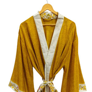 Robe en soie longue jusqu'aux chevilles, robe multicolores, robe de nuit, robe indienne vintage en soie recyclée, kimono en sari - Product Image 1