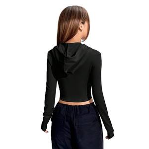 Sudadera con capucha corta ajustada para mujer, tela elástica, ropa deportiva, logotipo personalizado, chaqueta con capucha para entrenamiento en el gimnasio, marca privada - Product Image 3