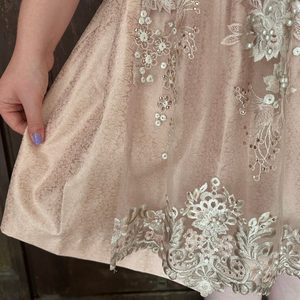 Women's Bavarian Style Dirndl <b>Dress</b> With Apron V-Neck Short Sleeve A-Line Knee-Length Traditional Folk Costume For Holiday - Product Image 6