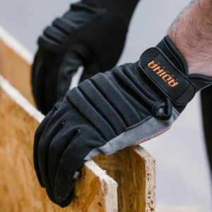 ถุงมือช่าง Adiha Impex ระดับพรีเมียม ระบายอากาศได้ดี ทนความร้อน หนา 8 มิล ไซส์ XL เย็บแบบพิเศษ สีดำและสีส้ม - Product Image 3