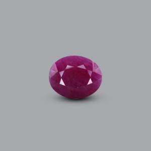 Oval Cut 5.85 Ct African Ruby Loose Gemstone for Fine Jewelry - Product Image 1
