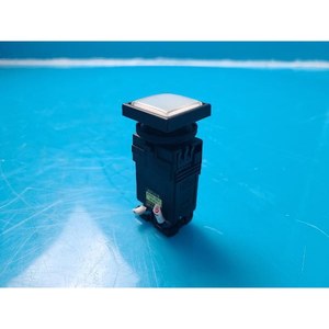 Fuji 22mm Panel Mount <b>Illuminated</b> Push Button Switch (Lamp Type) DR22F3M M3 + AR9T511-M <b>Illuminated</b> Pilot Light Assembly Used - Product Image 4