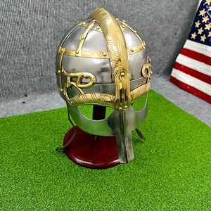 Masque et casque de Viking médiéval en acier de calibre 18 avec support en bois, casque d'Halloween rouge avec doublure en cuir - Product Image 5