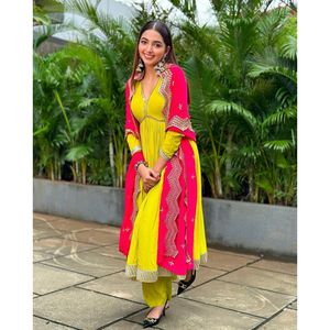Vestido de Noche de Diseñador WW, Amarillo, Talla L, 700g, con Pantalón Elegante y Hermosa Dupatta para Fiestas - Product Image 3