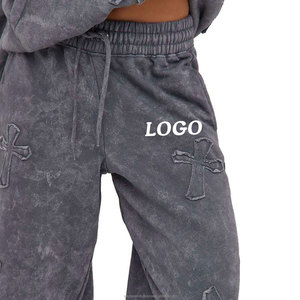 Ensemble de mode streetwear pour femmes grandes tailles, délavé et vieilli, avec logo brodé, comprenant un crop top et un sweat à capuche oversize à manches longues - Product Image 5
