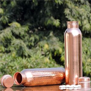 Juego de Botellas de Agua de Cobre Puro |   Recipiente de Cobre Ayurvédico Martillado y Liso, Hermético |   Botella Ecológica para Gimnasio y Yoga |   1000 ml/34 oz - Product Image 1