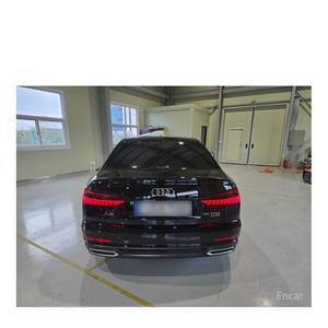 Audi A6 45 TFSI Quattro Premium 2023, 9,789 km, Volante a la Izquierda, Asientos de Cuero, Cámara Trasera - Product Image 4