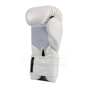 Gants de boxe en cuir synthétique de haute qualité avec sangle de poignet sécurisée pour l'entraînement des jeunes et des adultes et les séances d'entraînement quotidiennes - Product Image 5