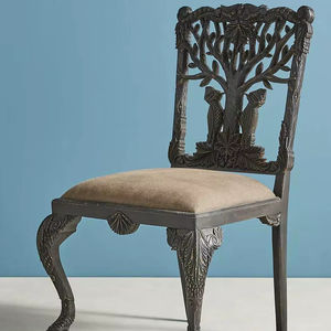 Silla decorativa con diseño de árbol de la vida y búho, tallada a mano - Product Image 1