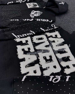 เสื้อฮู้ดดี้วินเทจสตรีทแวร์ 500 กรัม ผ้าฝ้าย 100% สีดำ งานปักคุณภาพสูง ล้างสีแบบแอซิด ประดับเพชร ซิปหน้า สำหรับผู้ชาย - Product Image 4