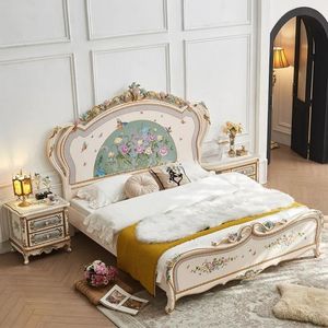 Ensemble de chambre à coucher classique Beverly Hills, blanc floral, lit en acajou sculpté pour villa ou hôtel, garanti - Product Image 2