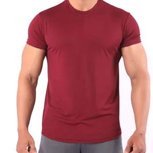 Camiseta de Jersey 2026 para Hombre, Corte Ajustado, Manga Corta, Cuello Redondo, Color Sólido, Rojo, Tejido Cómodo, Informal, para Entrenamiento - Product Image 1