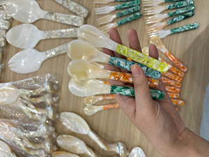 Juego de Cucharas de Concha de Nácar con Mango Largo para Bodas, Cucharas de Concha Hechas a Mano, Cucharas de Concha de Caracola, Cucharas para Caviar - Product Image 3