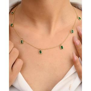 Collier avec pendentif en or jaune massif 14 carats, taille émeraude - Product Image 4