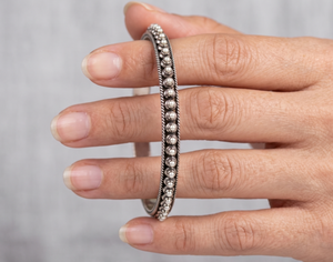 925 Sterling Silver Oxidized Classic Traditional Bangles for Children's Wedding Ethnic Outfits Wholesale - Product Image 1