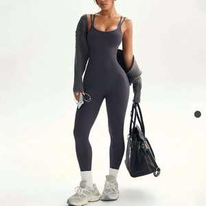 Body de yoga sin mangas para mujer con tirantes integrados de doble capa, espalda hermosa, ideal para gimnasio, deportes y entrenamiento. - Product Image 4