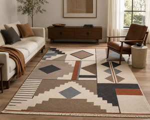 Alfombra Geométrica Abstracta de Lana Color Marfil Taupe, Moderna, con Diseño de Diamantes en Patchwork, Antideslizante, Ecológica, con Detalles en Color Carbón y Óxido - Product Image 3