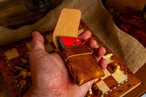 Cartera minimalista de cuero genuino sin costuras, delgada, para tarjetas, para regalo corporativo SLW-0022 - Product Image 3